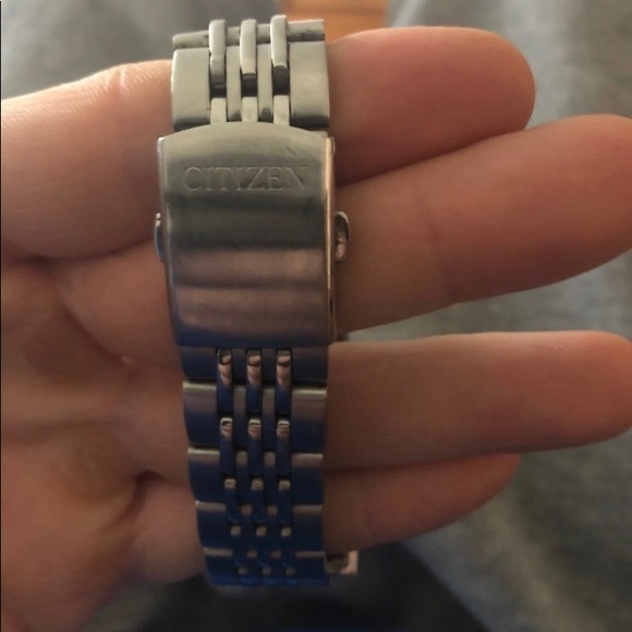 Watch - Picture 2 of 2